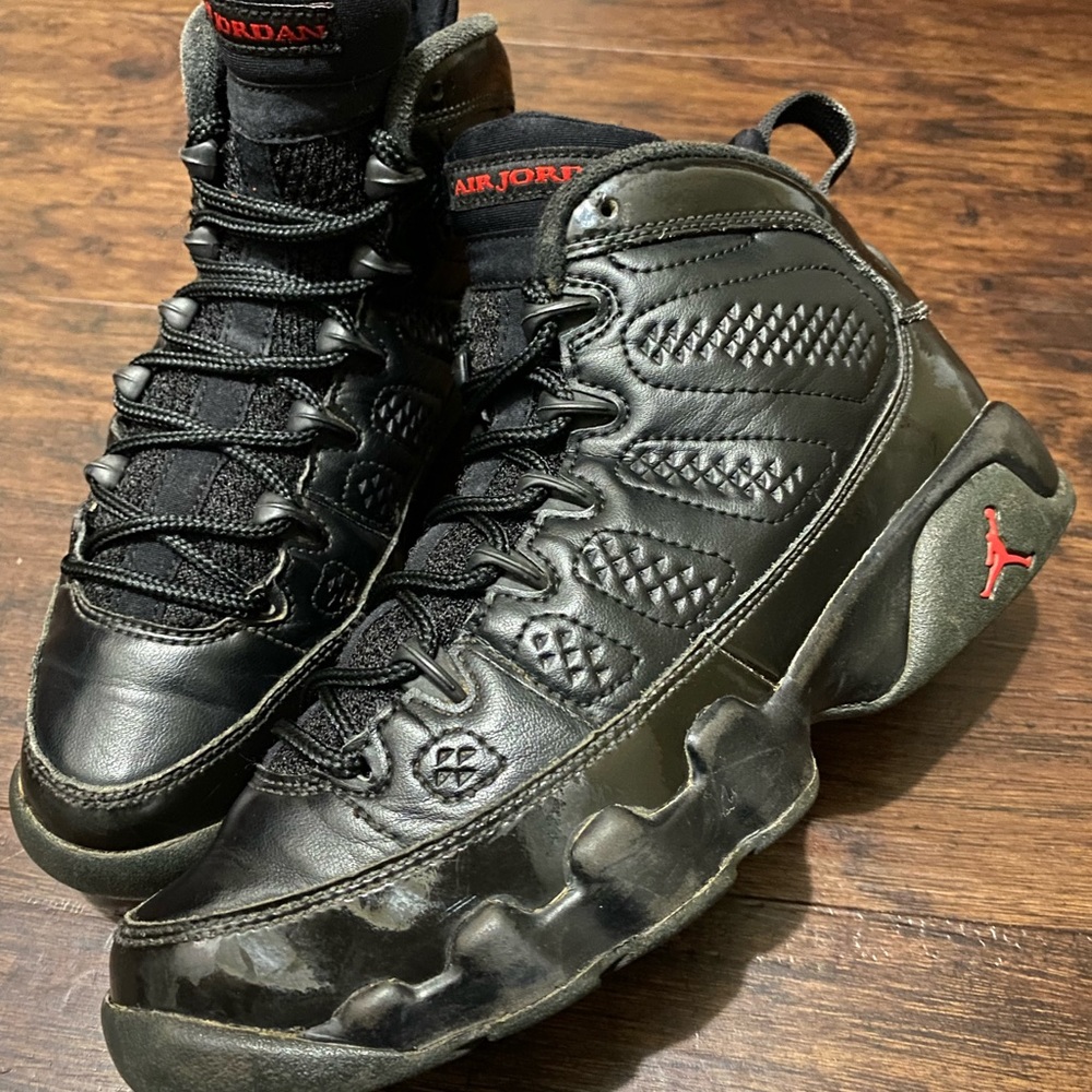 Air Jordan 9 Retro Bred Black Patent size 5.5 womens  shoes